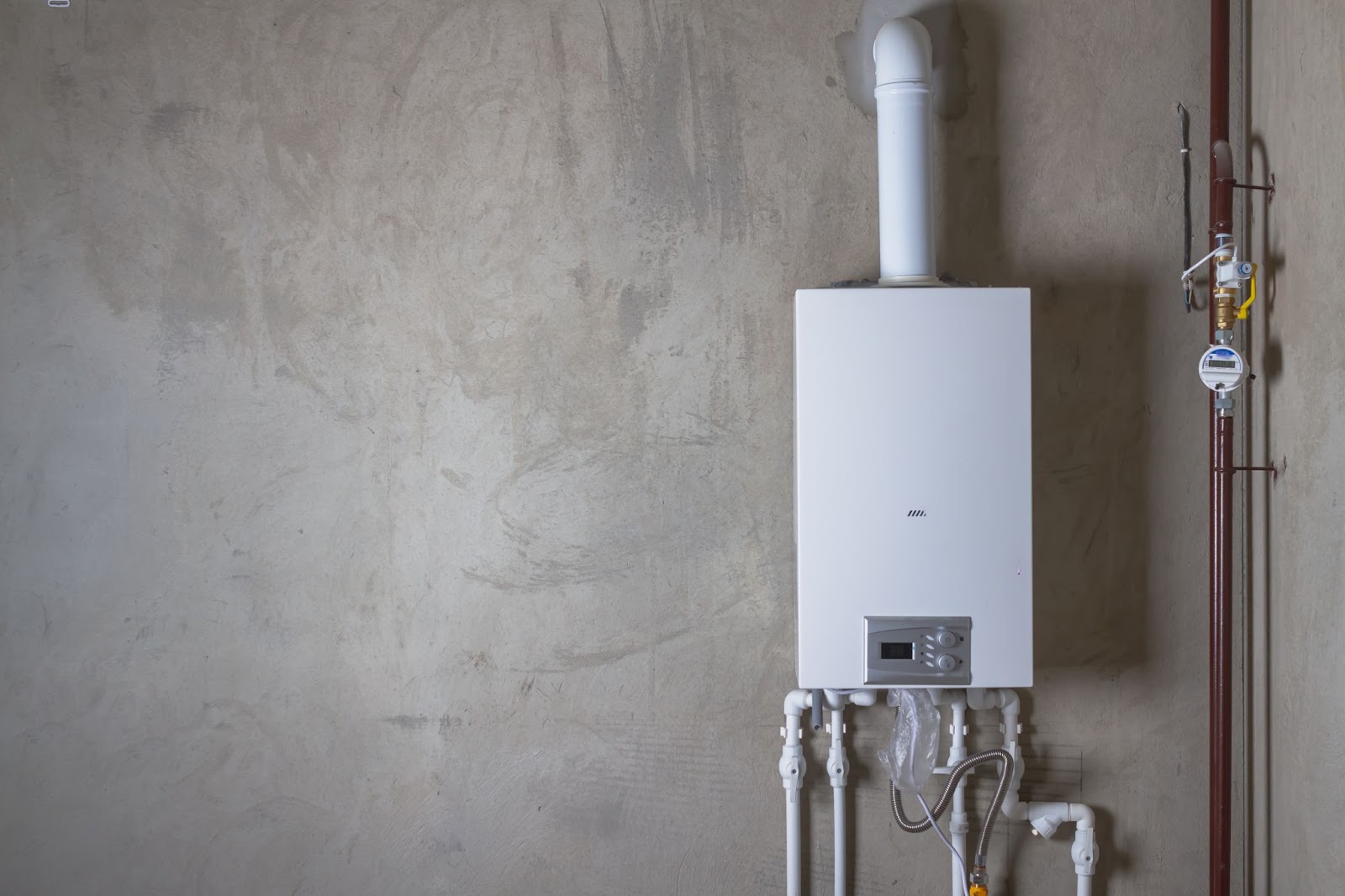 tankless vs tank hot water heater